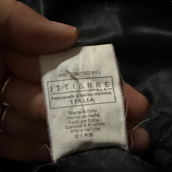 Burberry Black Trench Coat - Picture 14 of 14